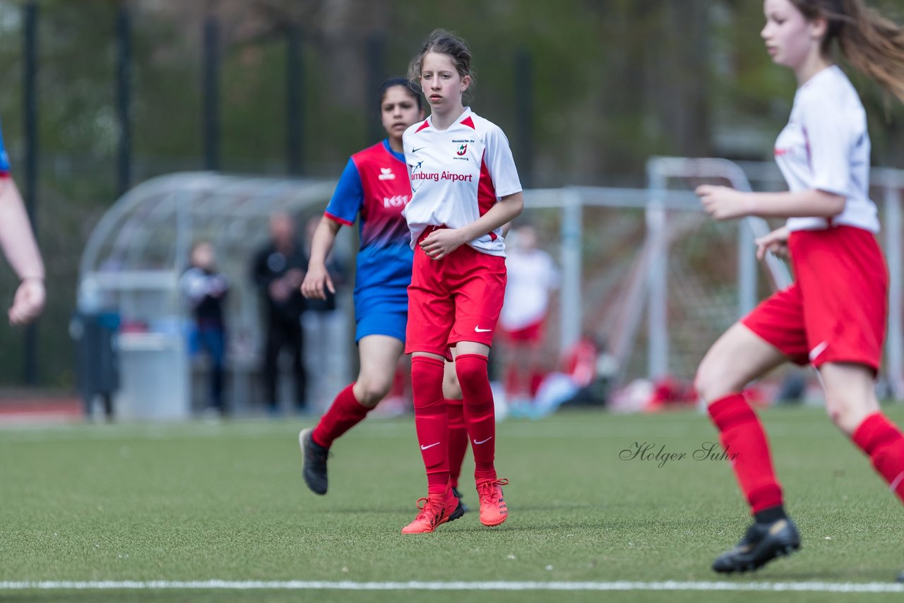 Bild 159 - wCJ Walddoerfer 2 - VfL Pinneberg 2 : Ergebnis: 7:0